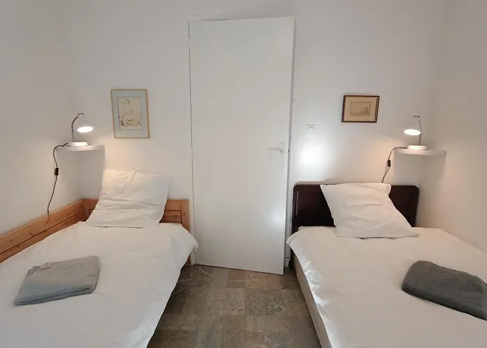 Grand Appartement, 2 Et Jardin Appartement *